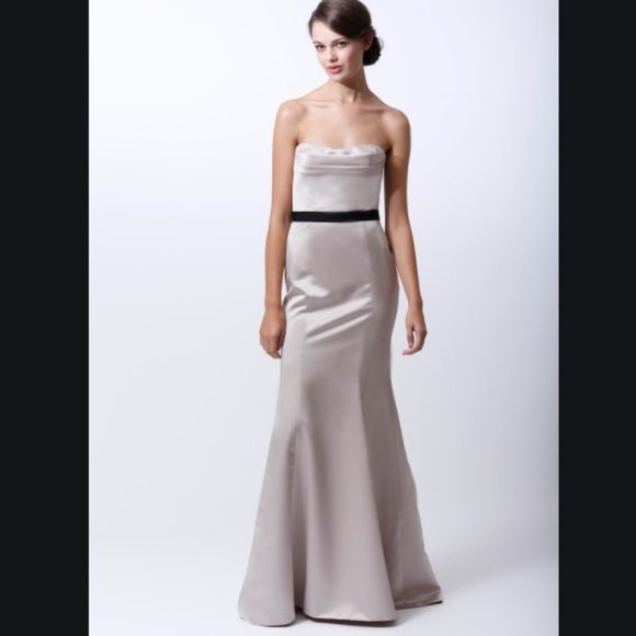 Badgley Mischka Dresses & Skirts - NEW Badgley Mischka Belted Waist Formal Dress